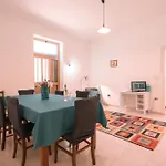 In 2br-1ba *