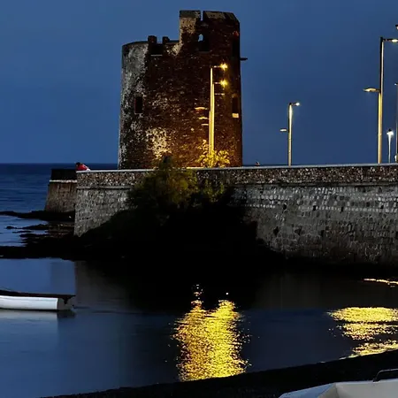 In 2br-1ba Apartment Santa Lucia (Sardinia)