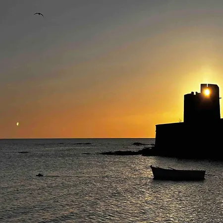 Apartment In 2br-1ba Santa Lucia (Sardinia)