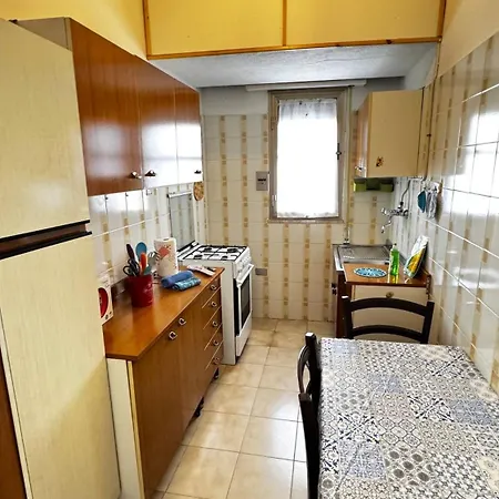 Apartment In Santa Lucia 2br-1ba *