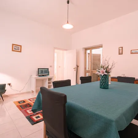 In 2br-1ba Apartamento *