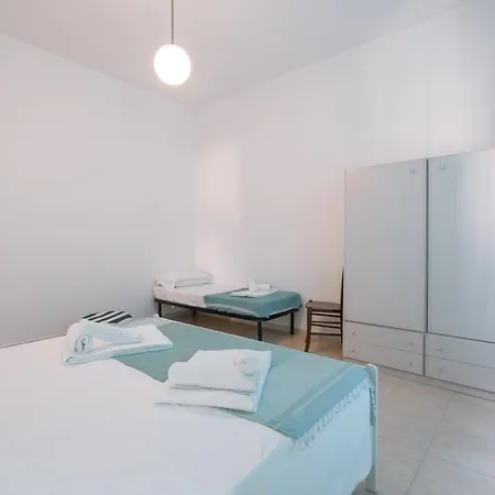 In 2br-1ba