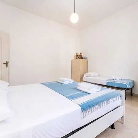 In 2br-1ba 公寓 桑塔露琪亚