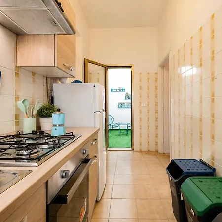 In 2br-1ba 아파트